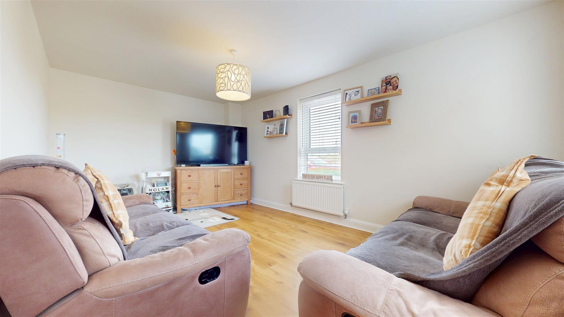 4 bed property in Farr Meadow, Milton Keynes